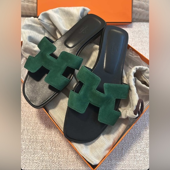 Hermes Shoes - Green Slide Sandals Oran Hermes - size 38